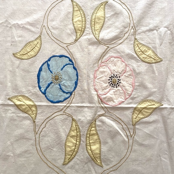 VTG 1920s 1930s Curtain Panel Summer Coverlet Applique Flowers 69.5 x 75" - Picture 5 of 9